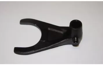 Вилка переключения 21050909001 (аналог 420657365) 1007115