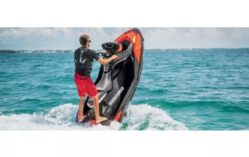 Гидроцикл BRP Sea-Doo Spark 2up IBR Trixx90 Dragon Red / Manta Green 2020