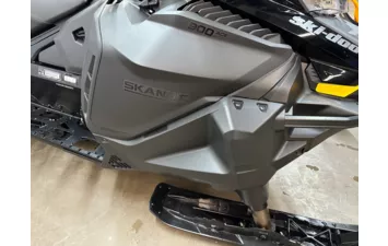 Снегоход BRP SKI-Doo Skandic LE 900 2023 б/у ( )