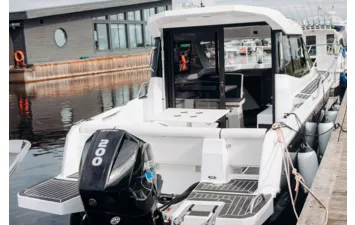 Катер Phoenix 700 Cabin (, , , )