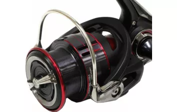 Катушка безынерционная Daiwa 17 Fuego LT 3000D-C