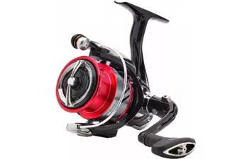Катушка безынерционная Daiwa 18 Ninja LT 3000-C