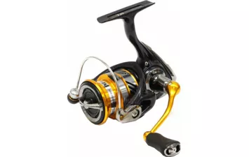 Катушка безынерционная Daiwa 19 Revros LT 2500