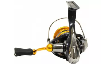 Катушка безынерционная Daiwa 19 Revros LT 2500