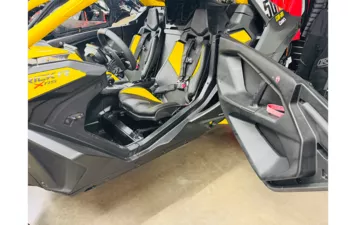 Квадроцикл BRP Can-Am Maverick R X RS with Smart-Shox