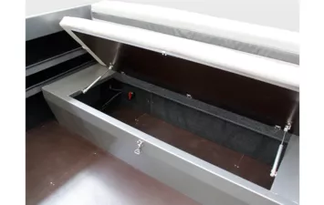 Лодка VOLZHANKA YAVA L BowRider