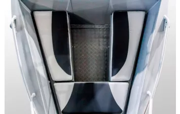 Лодка VOLZHANKA YAVA L BowRider