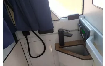 Лодка VOYAGER 850 Cabin Twin