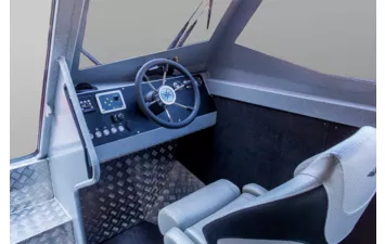 Лодка VOYAGER LONGCABIN