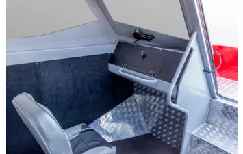 Лодка VOYAGER LONGCABIN
