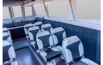 Лодка VOYAGER LONGCABIN