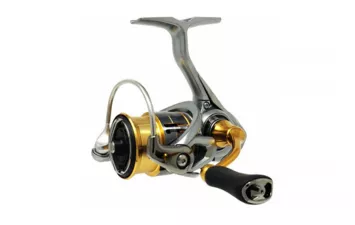 Катушка безынерционная Daiwa 21 Freams LT 3000-C