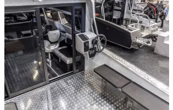 Лодка VOYAGER 800 Cabin