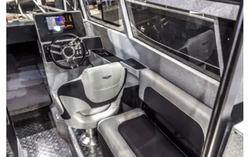 Лодка VOYAGER 800 Cabin