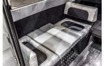 Лодка VOYAGER 800 Cabin