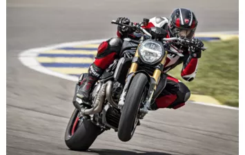 Мотоцикл Ducati Monster 1200 S
