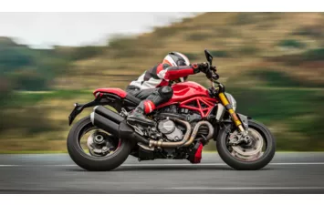 Мотоцикл Ducati Monster 1200 S
