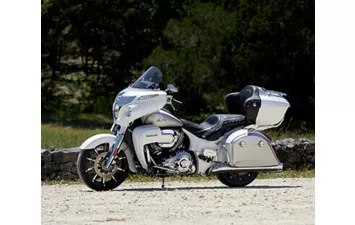 Мотоцикл Indian Roadmaster Thunder Black ( )