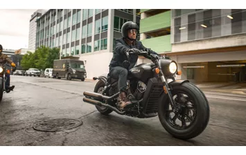 Мотоцикл Indian Scout Bobber Indian Red ( )