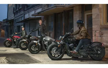 Мотоцикл Indian Scout Bobber Indian Red ( )