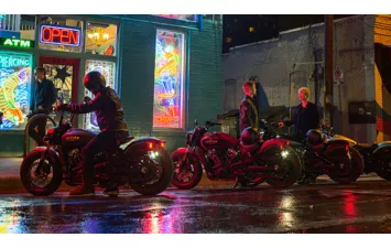 Мотоцикл Indian Scout Bobber Indian Red ( )