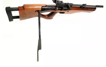 Винтовка пневматическая МР-61-12 к.4,5 мм 5-ти зарядная дерево