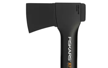Топор Fiskars 121443 универсальный Х10-S 980г
