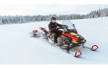 Снегоход SKI DOO Skandic SWT 900 ACE 650W DELE 2022