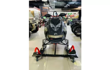 Снегоход Ski-Doo SUMMIT 154 800 E-TEC  б/у