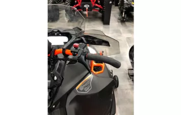 Снегоход BRP Lynx XTerrain Brutal 850 e-tec