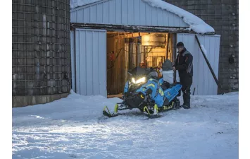 Снегоход POLARIS 800 Titan XC 155 SC Select 2019 ( )