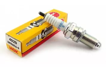 Свеча зажигания NGK DPR8EA-9 4929