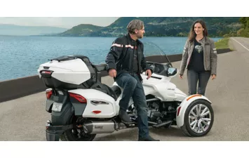 Трицикл Can-Am SPYDER F3 LTD 1330 ACE