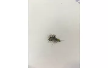 Мушка Черная Речка Вислокрылка Mustad