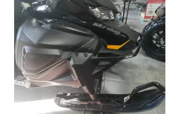 Снегоход Ski-Doo SKANDIC LE 900 ACE (650W) DELE 24in 2023 (Black )