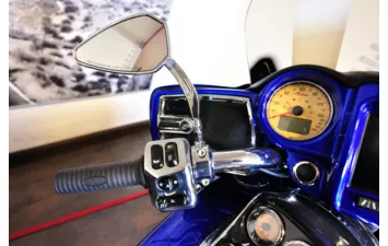 Мотоцикл Indian Roadmaster Elite Cobalt Candy over Black Crystal w/23k Gold ( )